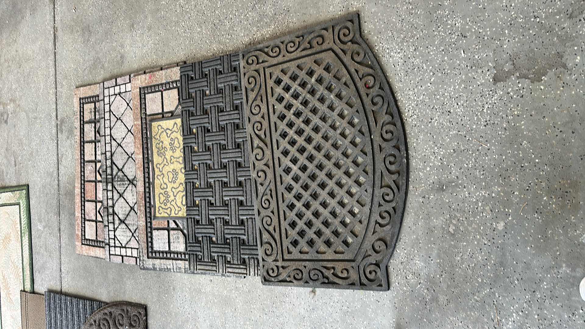 Photo 1 of 5-OUTDOOR MATS