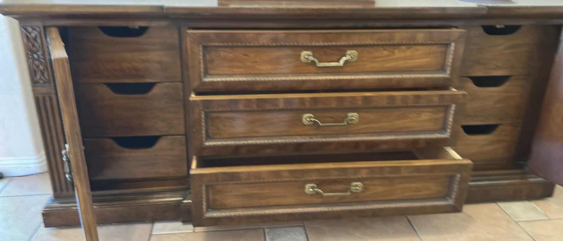 Photo 1 of THOMASVILLE MAHOGANY DRESSER W MIRROR 77” X 20” H  32”