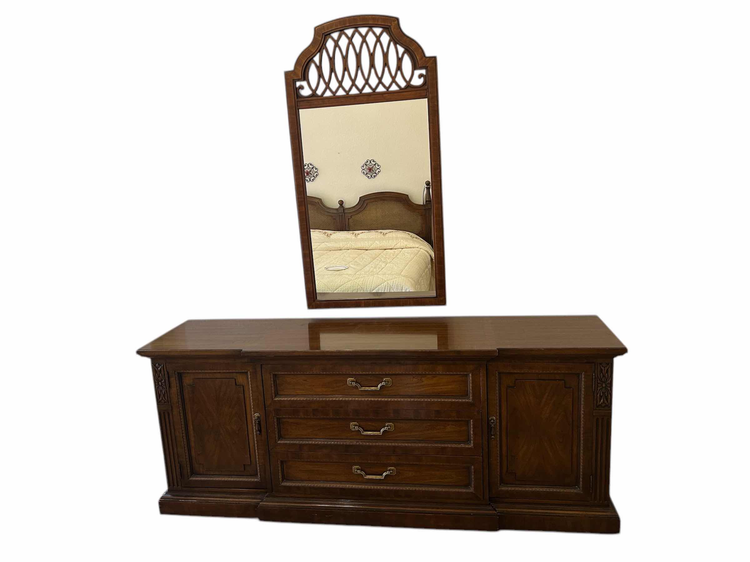 Photo 1 of THOMASVILLE MAHOGANY DRESSER W MIRROR 77” X 20” H  32”