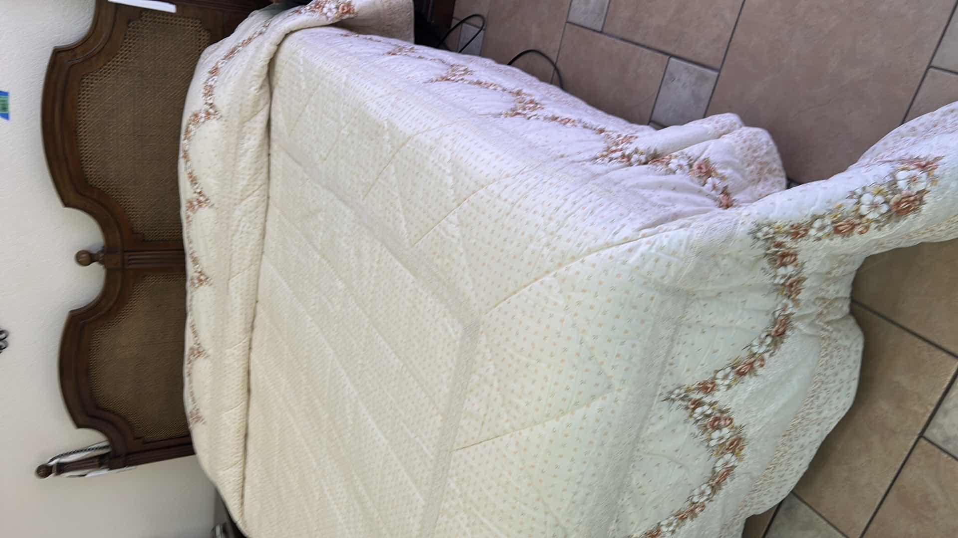 Photo 1 of DREXEL LIKE KING SIZE HEADBOARD W BEDSPREAD ONLY