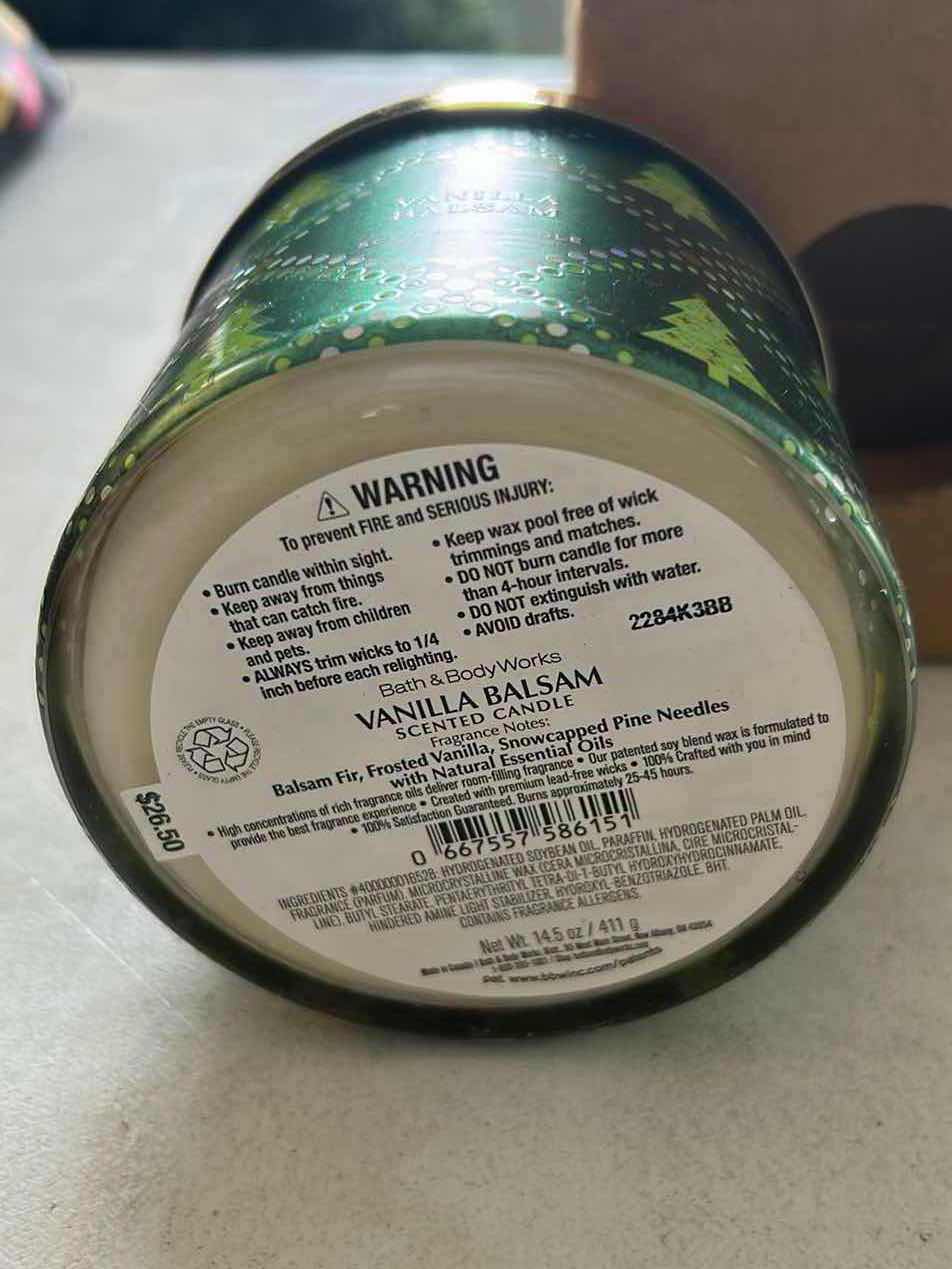 Photo 1 of BATH & BODY WORKS 3-WICK CANDLE 14 oz “ VANILLA BALSAM” NIB