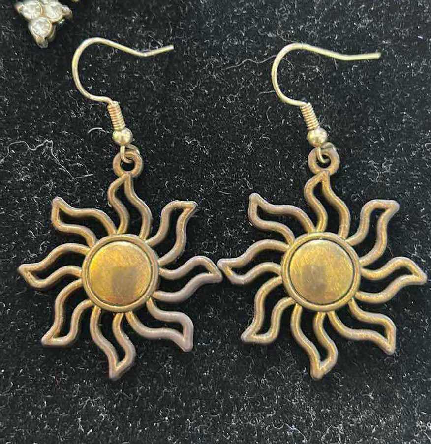 Photo 1 of 3-HAND MADE HOLIDAY EARRINGS