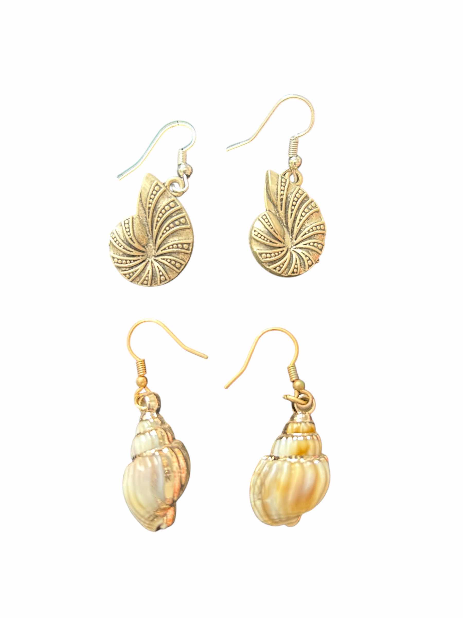 Photo 1 of BEACH SHELL DANGLE GREY TAN AND SILVER SHELL DANGLE