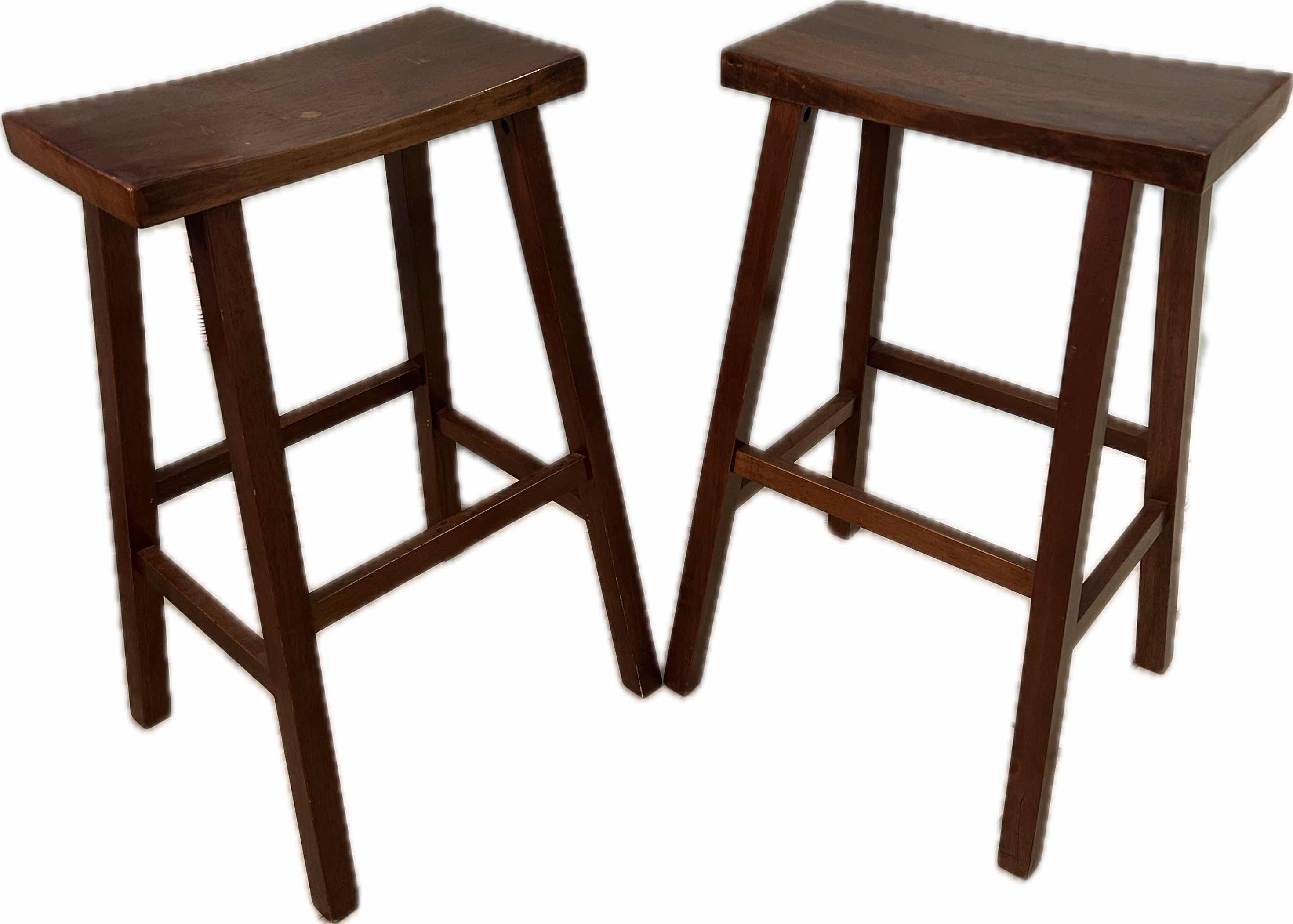 Photo 1 of 2 SOLID WOOD SADDLE SEAT BAR STOOLS H 28"