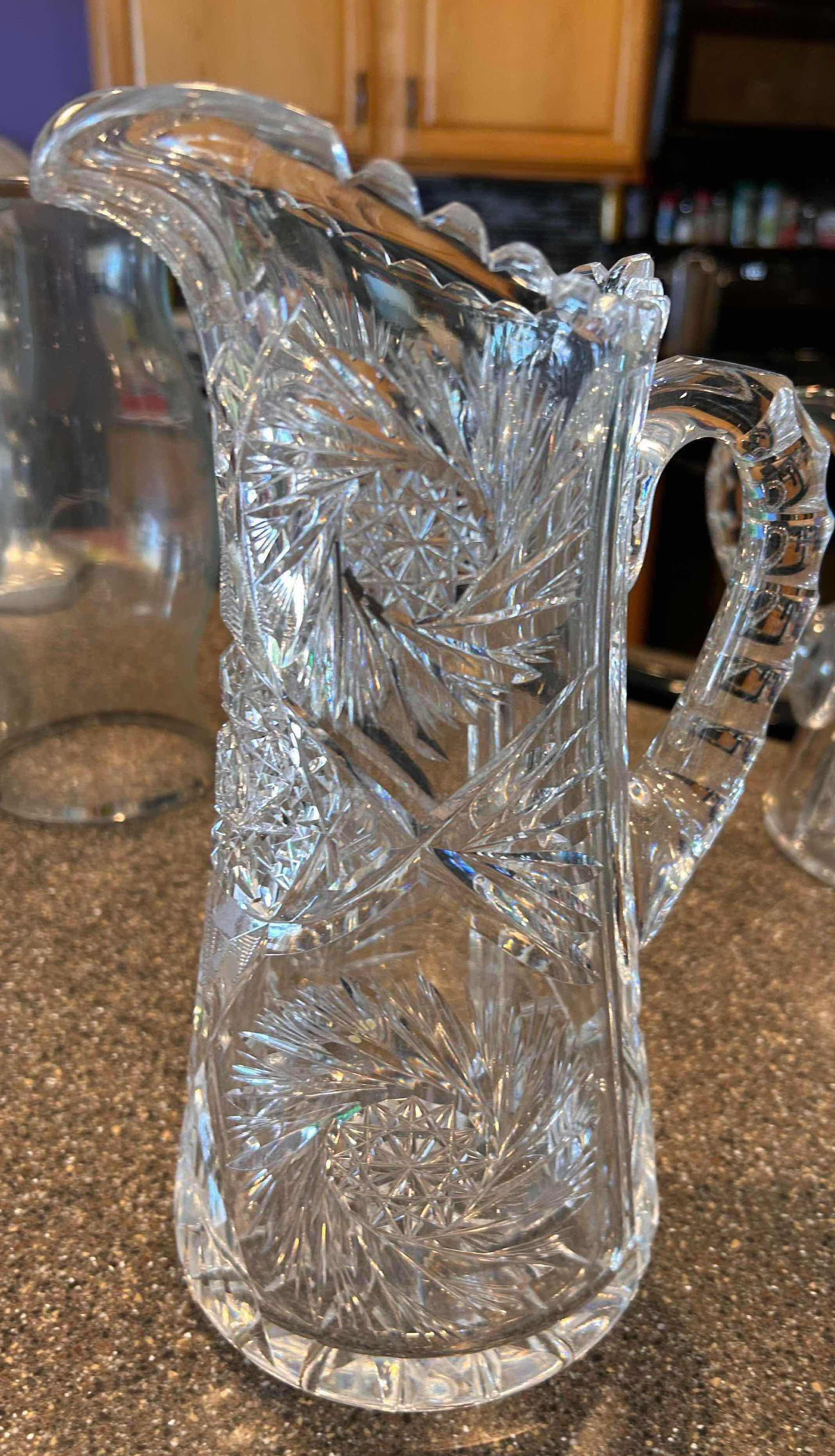 Photo 1 of VINTAGE AMERICAN BRILLIANT CUT GLASS 10.” PITCHER W/ HANDLE  DESIGN HEAVY