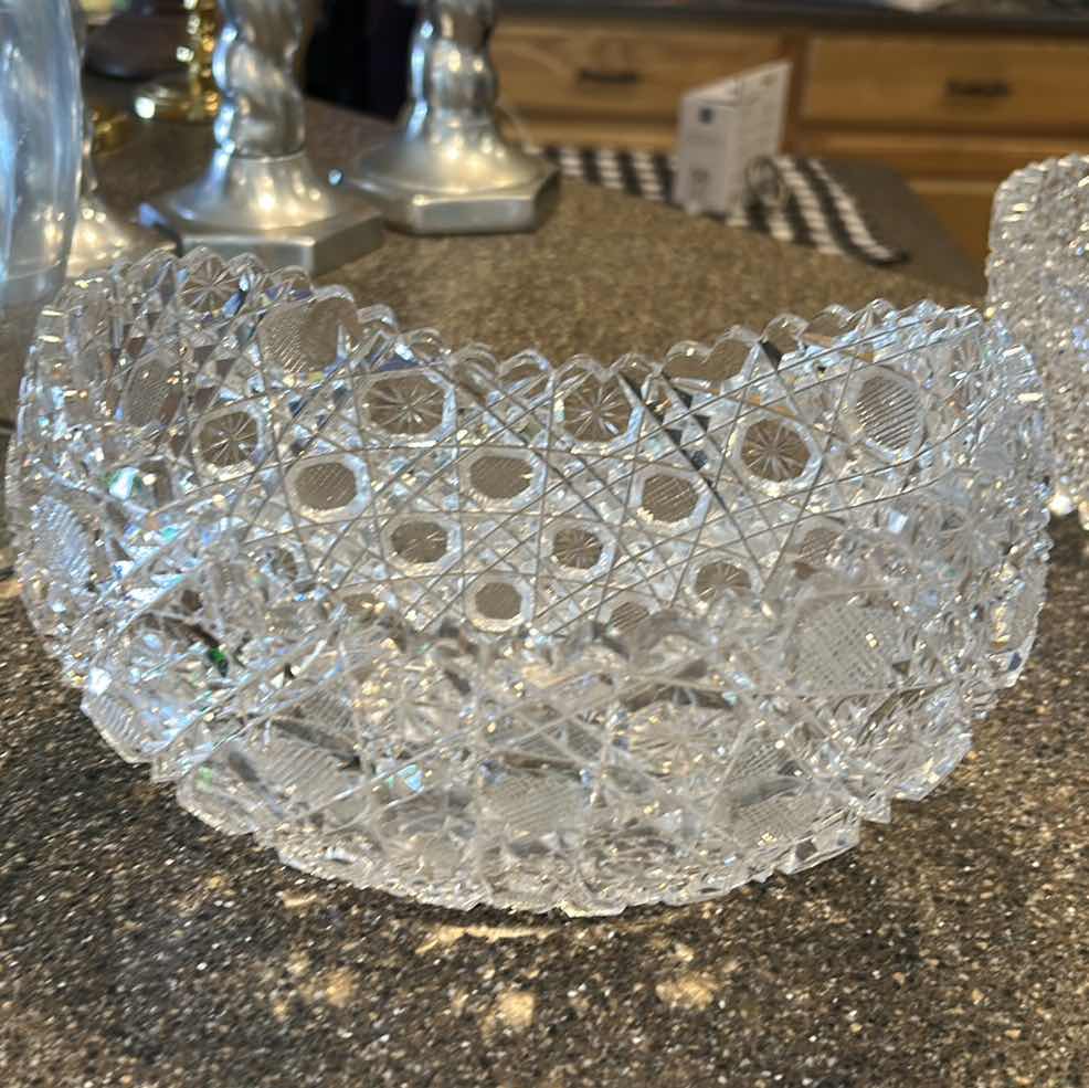 Photo 1 of VINTAGE OLD AMERICA BRILLIANT HANDCUT ROUND RUSSIA  PATTERN BOWL 8” x 4”  $425