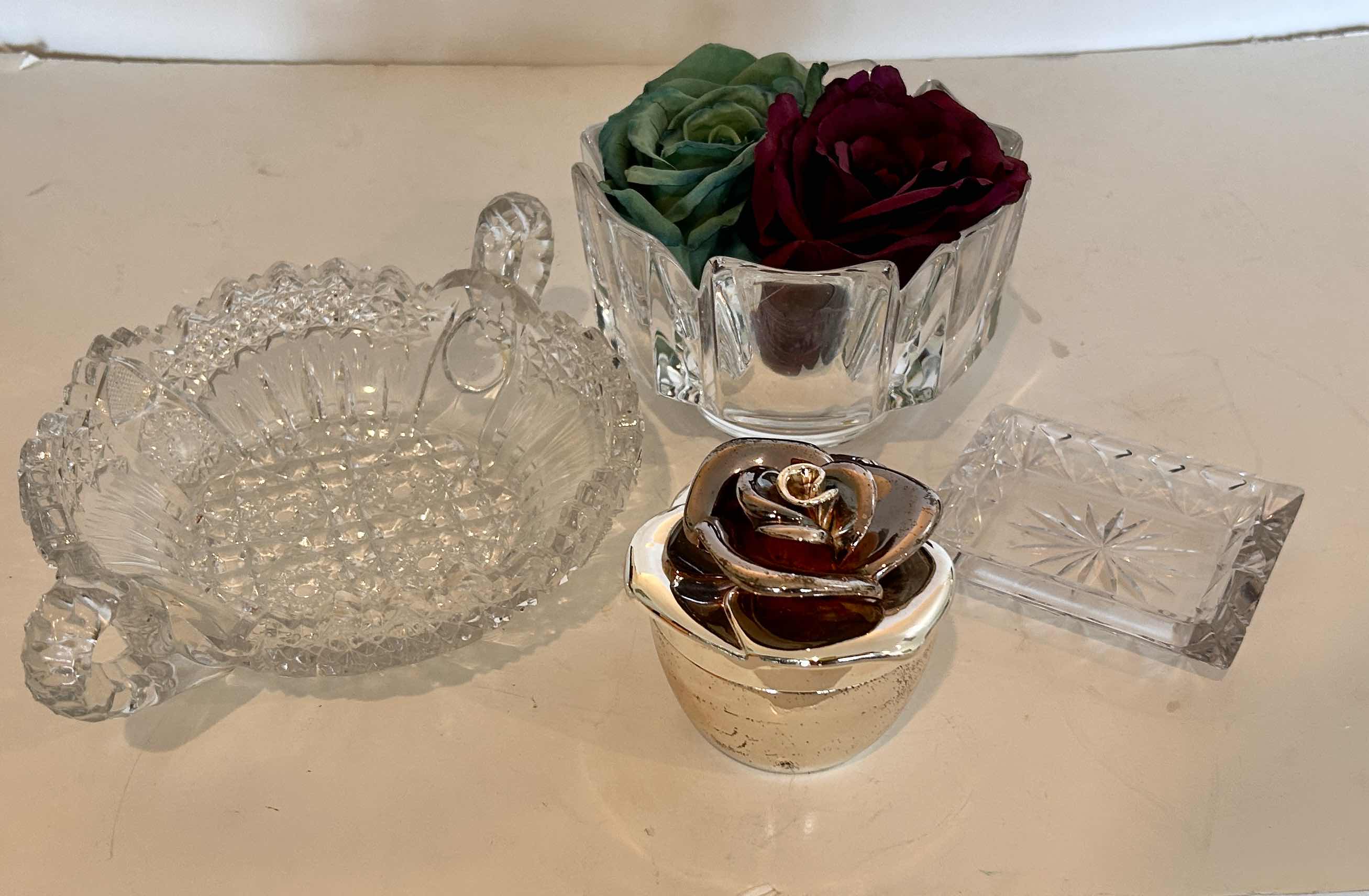 Photo 1 of 4 PC HOME DECOR ASSORTMENT (ROSE TRINKET BOX H4”)