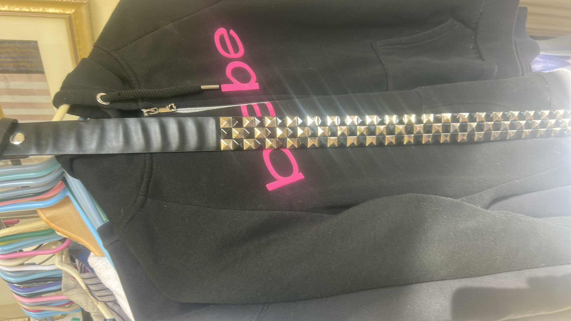 Photo 1 of MENS CLOTHING & A FEW WOMENS MOSTLY SIZE LARGE