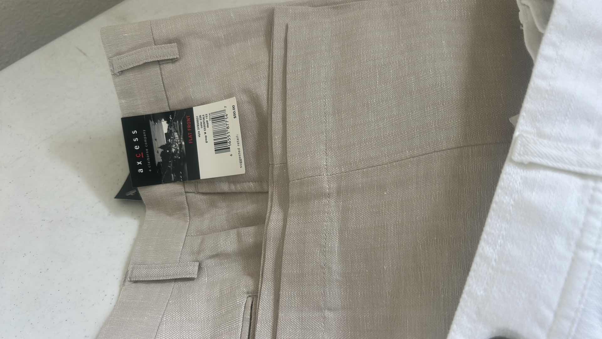 Photo 1 of MENS CLOTHING ASSORTMENT SIZES M-L