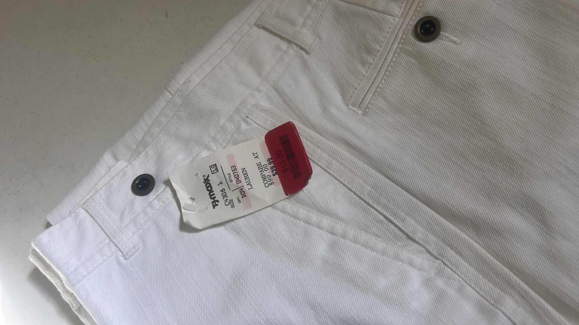 Photo 1 of MENS CLOTHING ASSORTMENT SIZES M-L