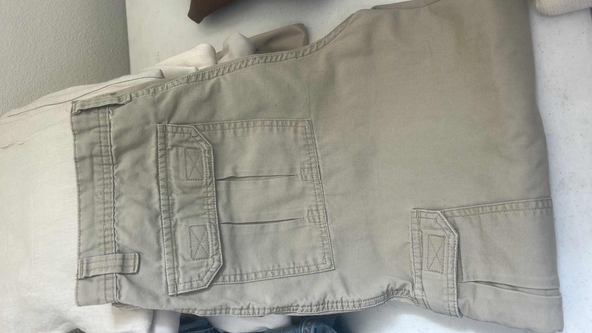 Photo 1 of MENS CLOTHING ASSORTMENT SIZES M-L