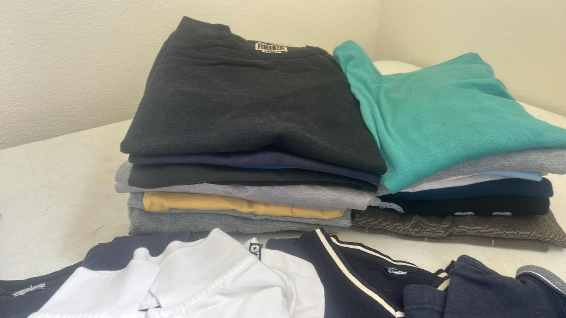 Photo 1 of MENS CLOTHING M L XL