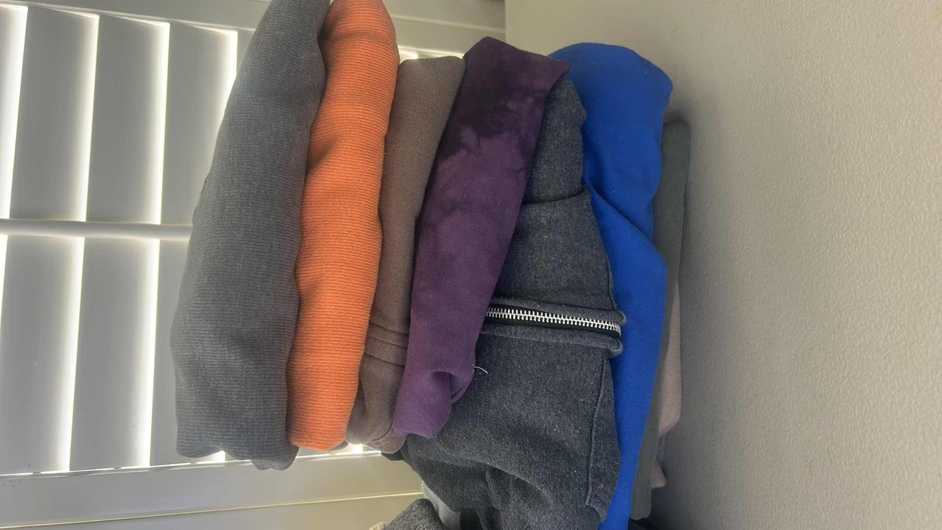 Photo 1 of MENS LONG SLEEVE SWEATERS AND TOPS M-XL