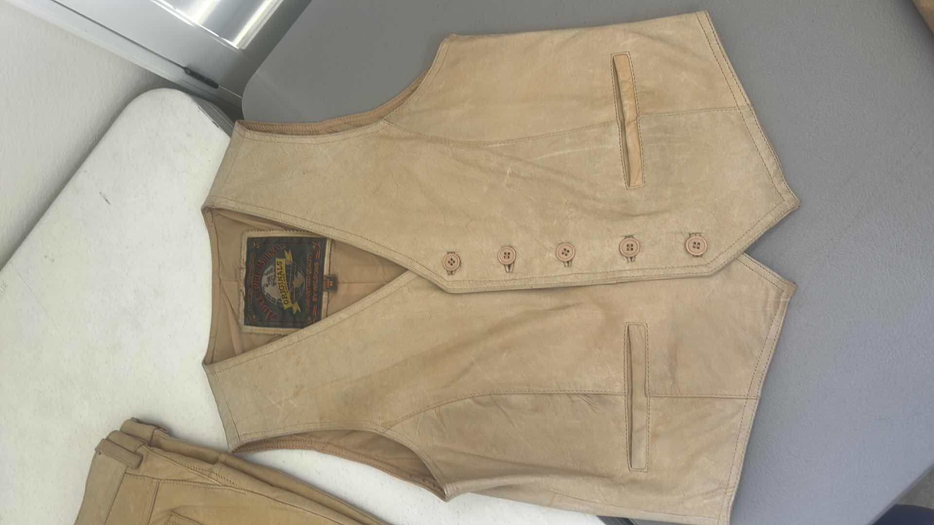 Photo 1 of 2 PC LEATHER OUTFIT SIZE 8