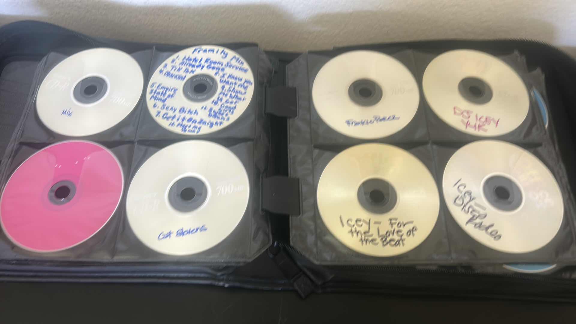 Photo 1 of LARGE CASE WITH CD’S