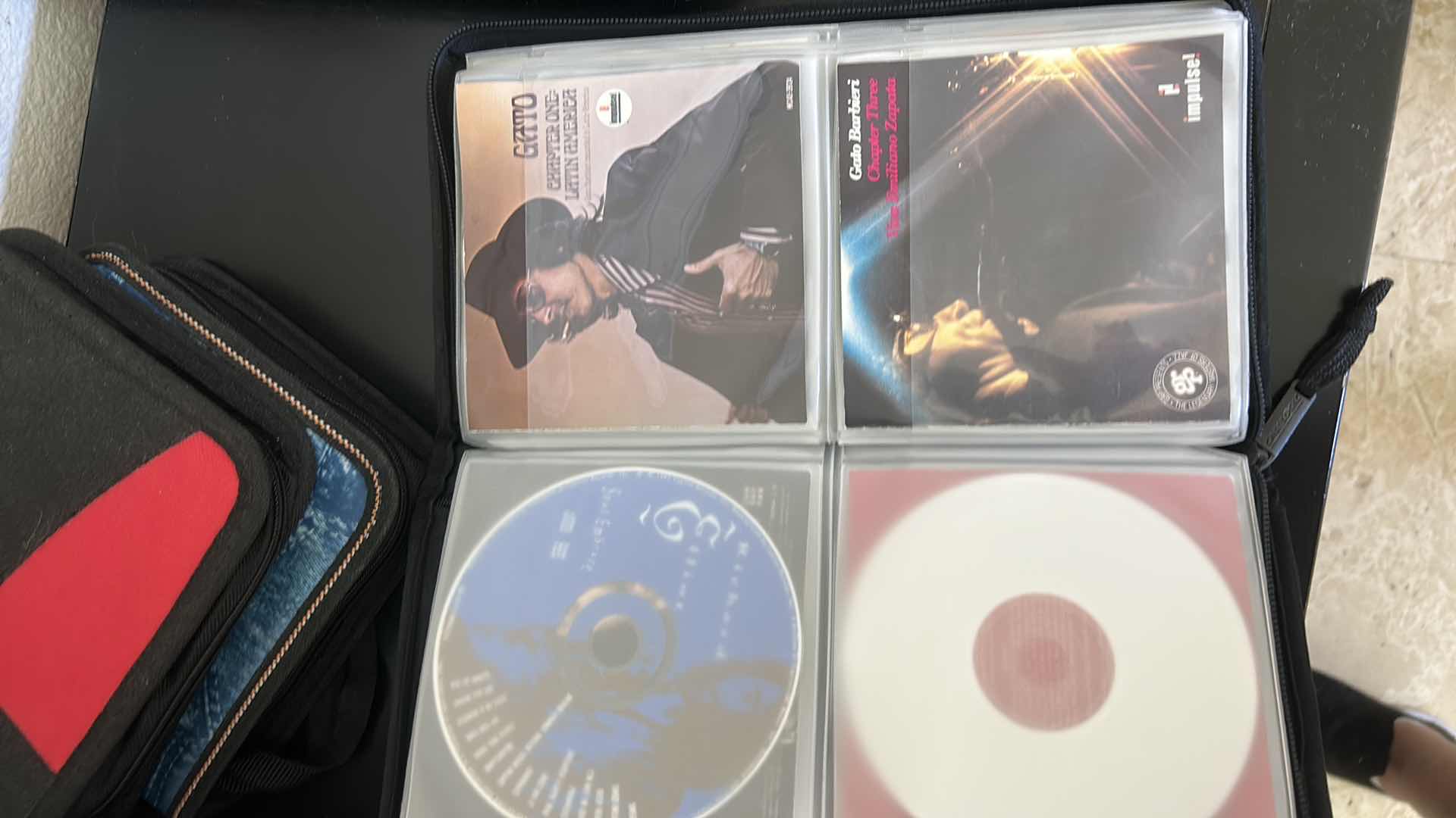 Photo 8 of CD’S
