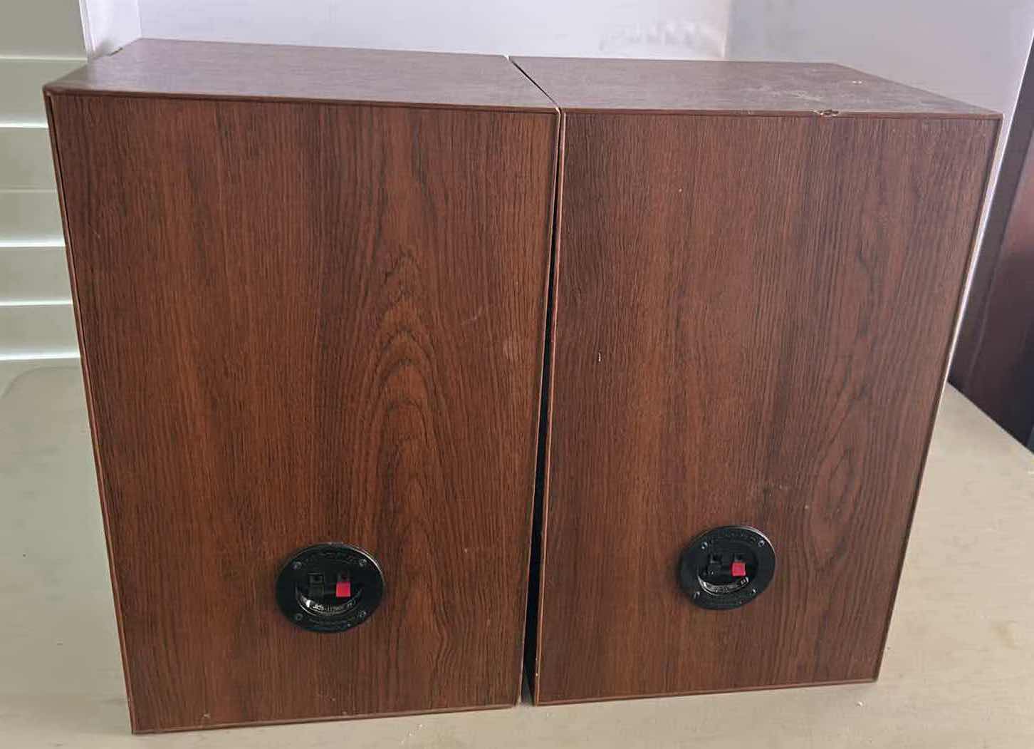 Photo 1 of 2- INFINITY SPEAKERS 12" X 18"