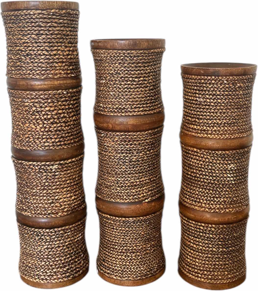 Photo 1 of 3 WOOD AND ROPE VASES (TALLEST H19”)