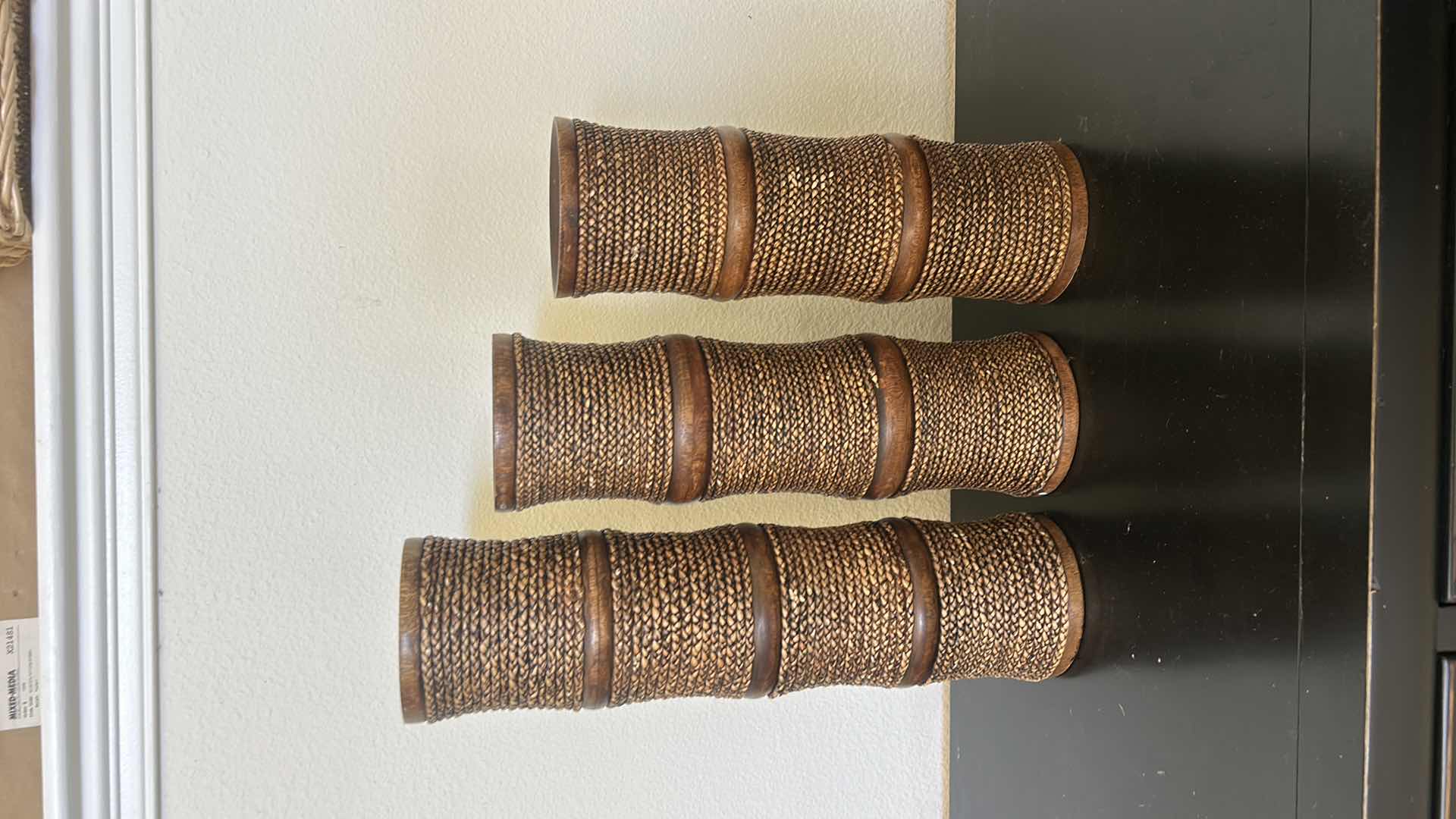 Photo 1 of 3 WOOD AND ROPE VASES (TALLEST H19”)