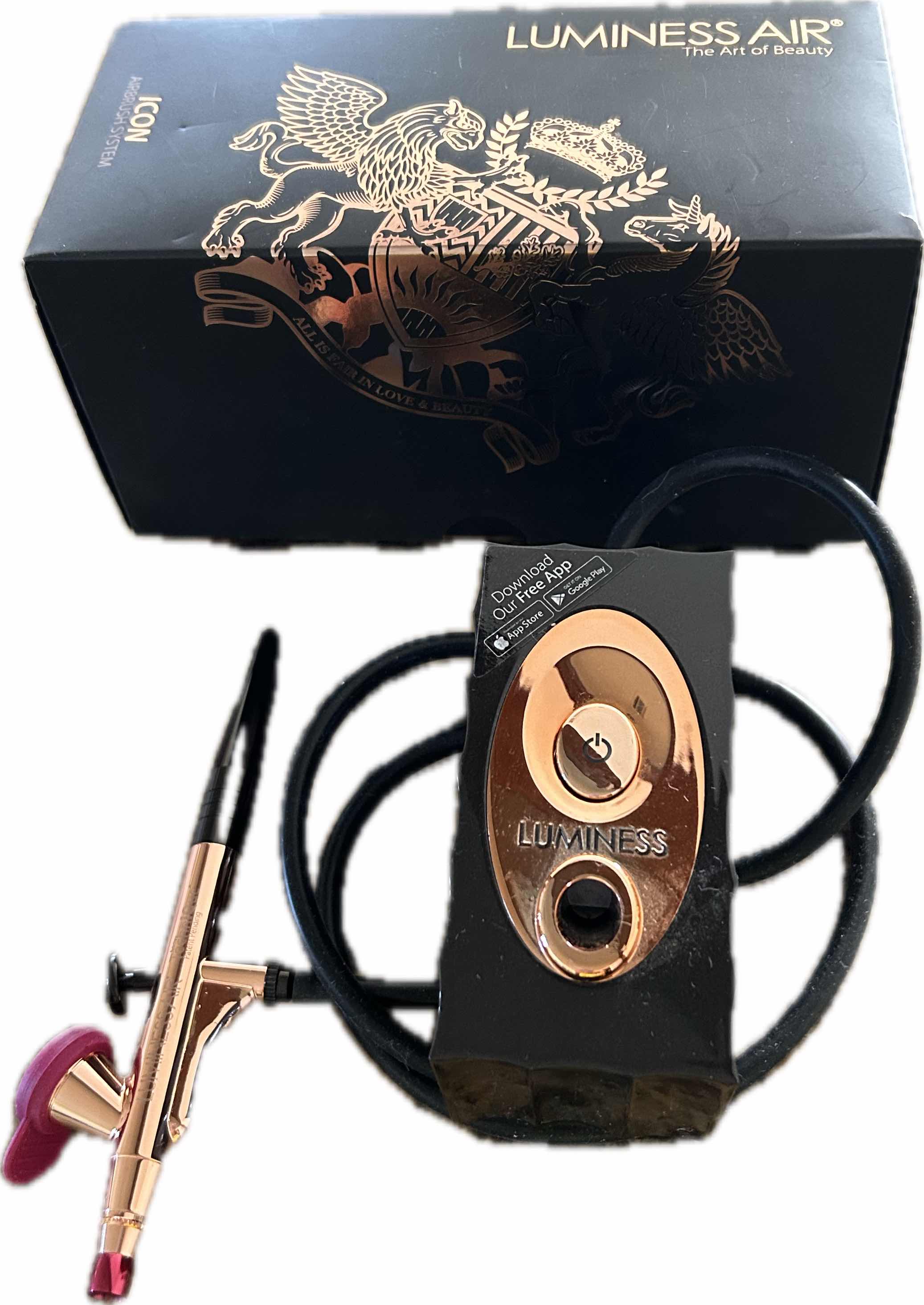 Photo 1 of LUMINESS AIR ICON AIRBRUSH SYSTEM HOME BASED AIRBRUSH