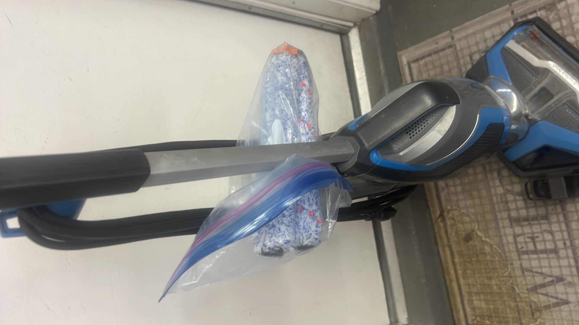 Photo 4 of BISSELL MULTI SURFACE CLEANER