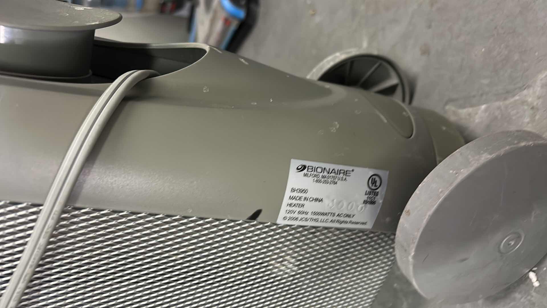 Photo 1 of PORTABLE ROOM HEATER