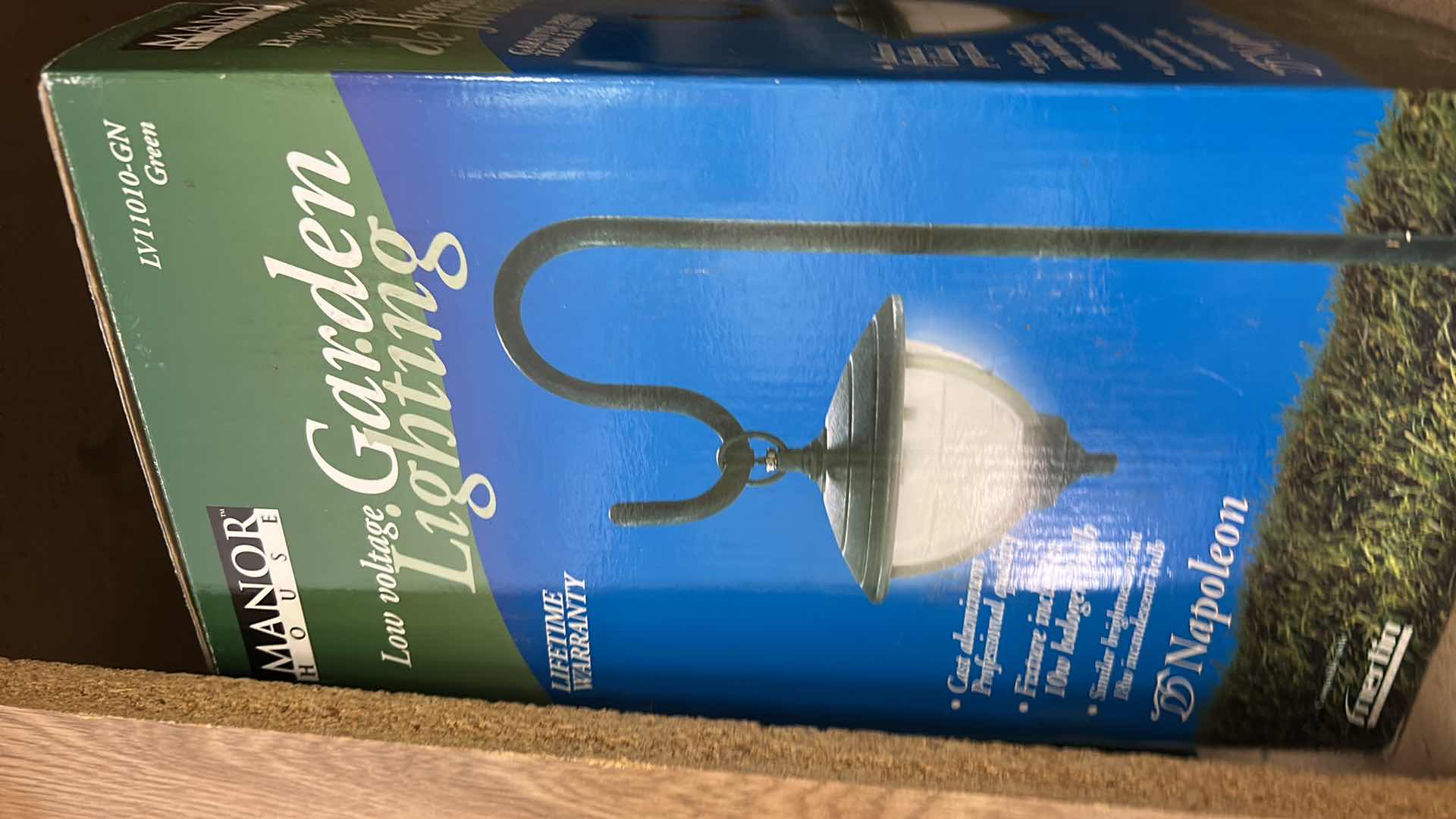 Photo 4 of CONTENTS OF CABINET - LIGHTING FIXTURES