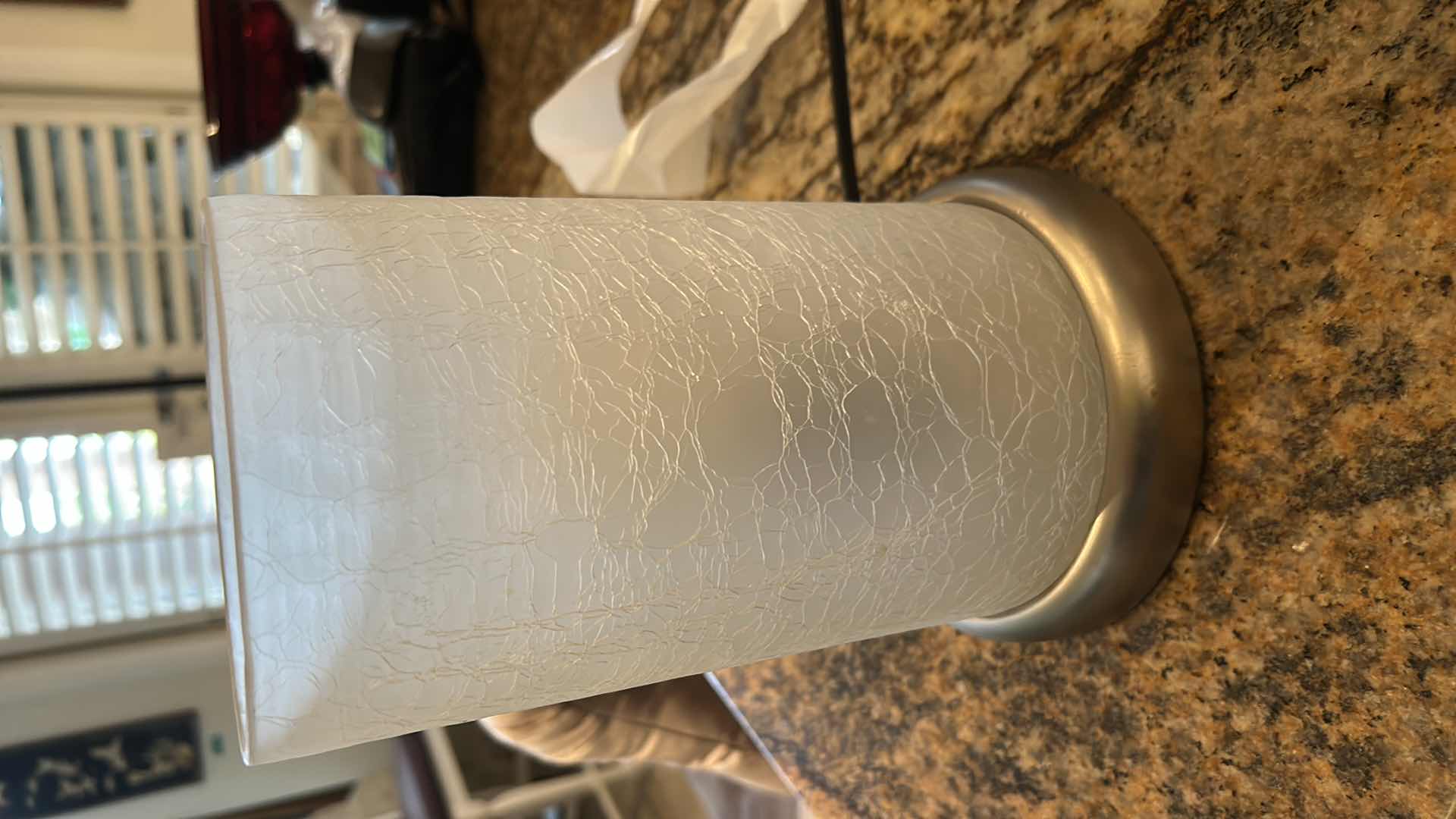 Photo 1 of TABLE LAMP H9.5”