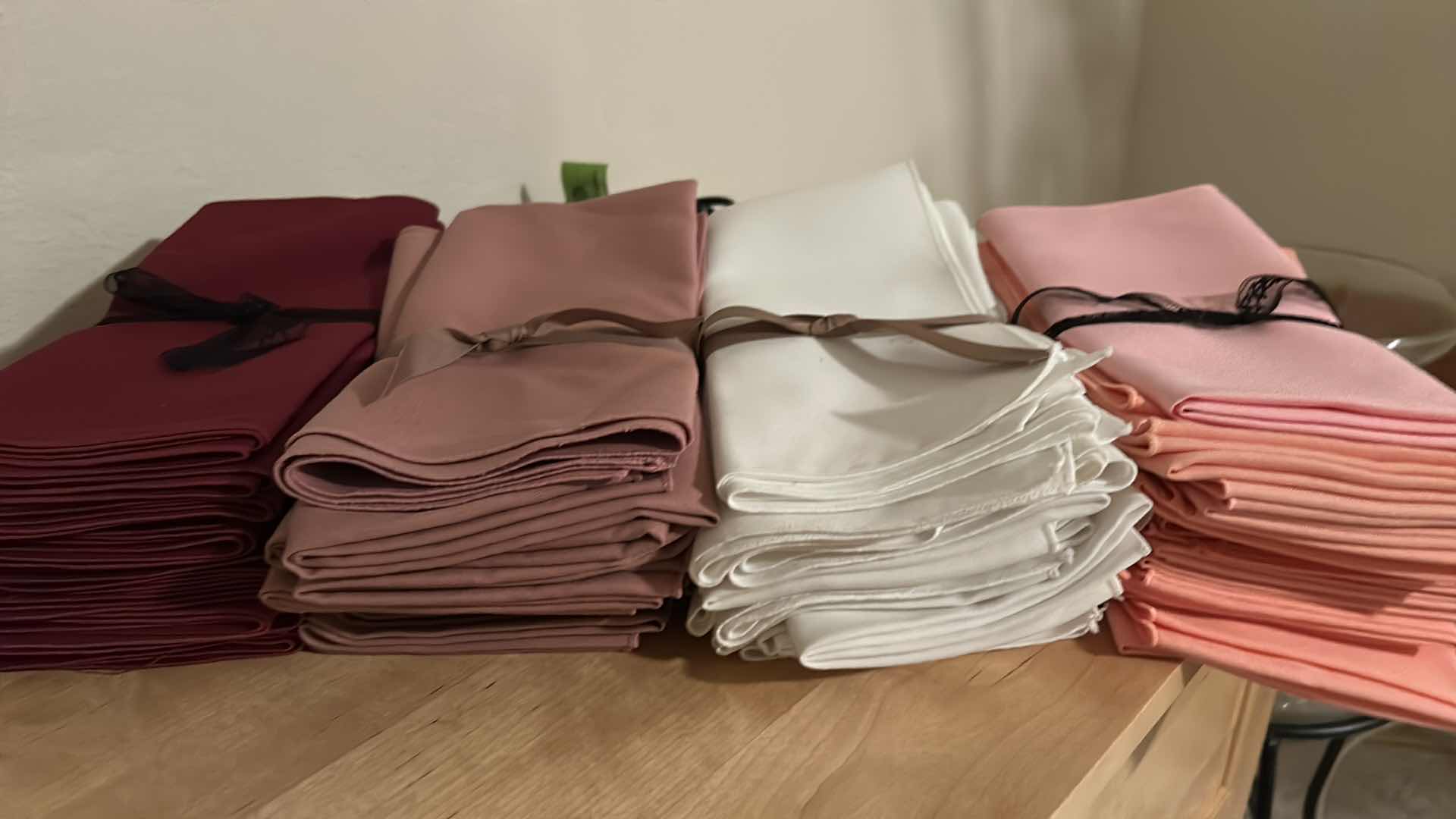 Photo 1 of CLOTH NAPKINS