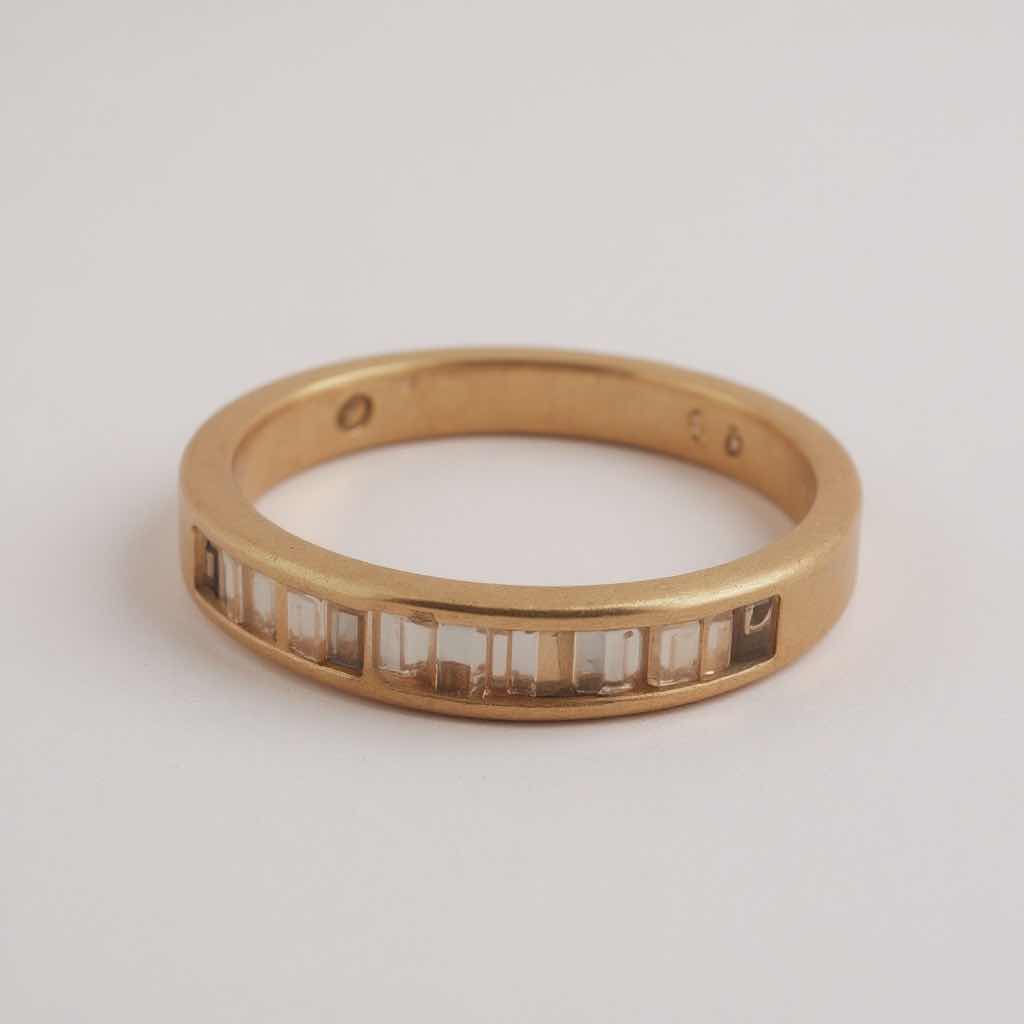 Photo 1 of 18K YELLOW GOLD W 0.50 ctw DIAMOND RING (SIZE 6.50) TTL GRAMS 3.91 W INSURANCE APPRAISAL ITEM #2008 