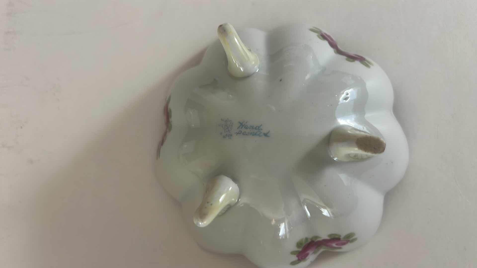Photo 1 of 4 VINTAGE PORCELAIN PIECES