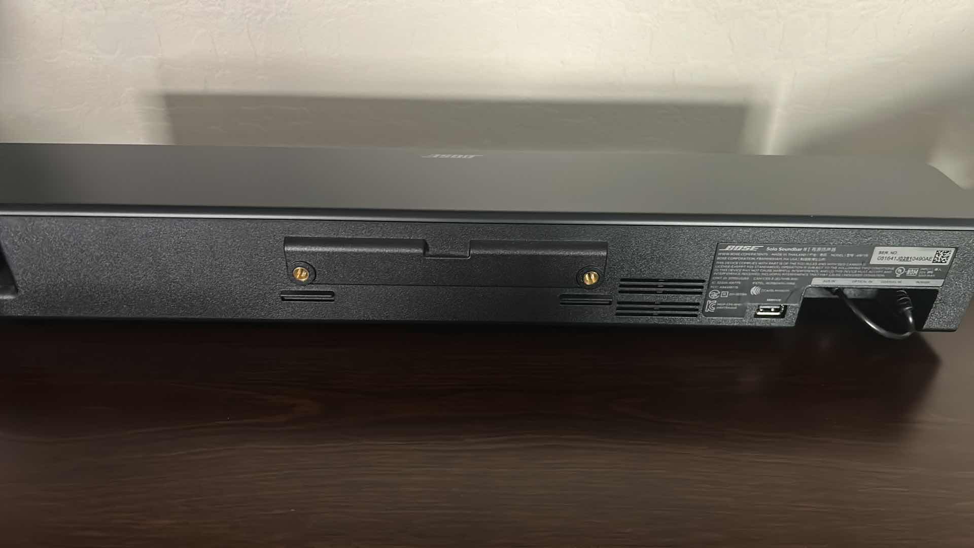 Photo 1 of BOSE SOUND BAR W REMOTE