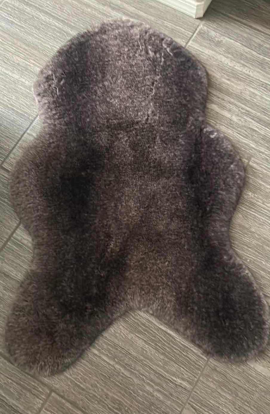 Photo 1 of 3 DECORATIVE HORSE PILLOWS AND KODIAK BROWN FURRY THROW