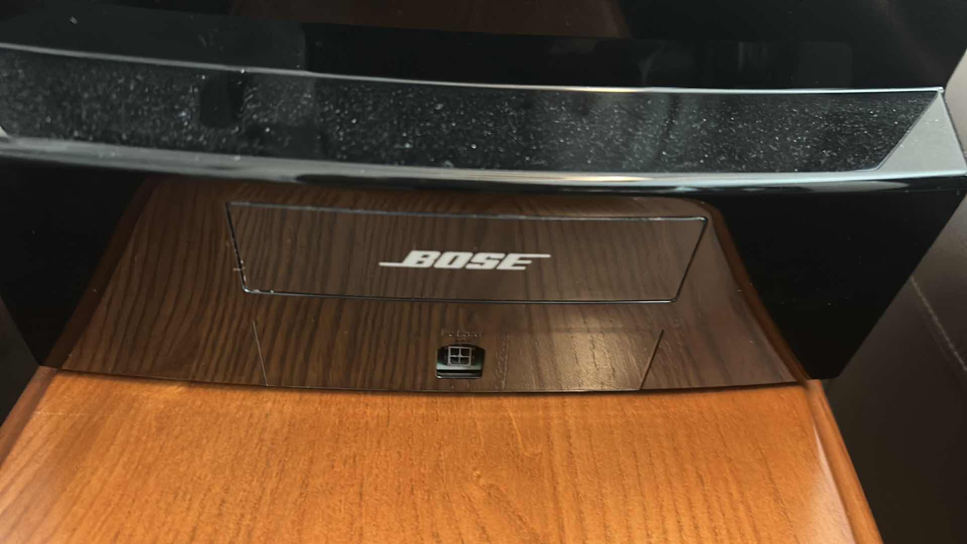 Photo 1 of BOSE SPEAKER W REMOTE & CORDS W 12"
