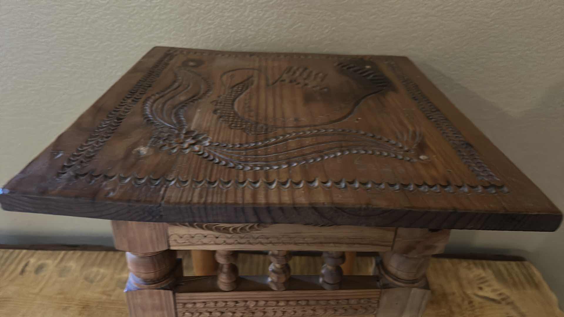 Photo 1 of CHIP CARVED WOOD VICTORIAN STYLE ACCENT TABLE / PLANT STAND WITH SWAN ENGRAVING  15” x H17”