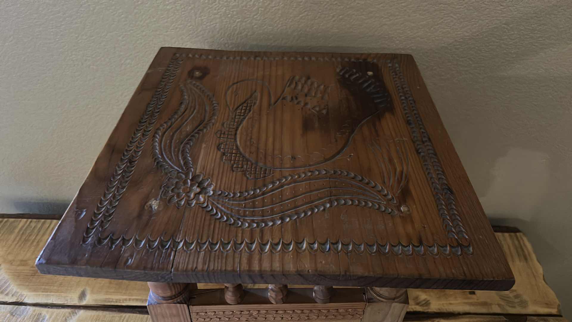 Photo 1 of CHIP CARVED WOOD VICTORIAN STYLE ACCENT TABLE / PLANT STAND WITH SWAN ENGRAVING  15” x H17”