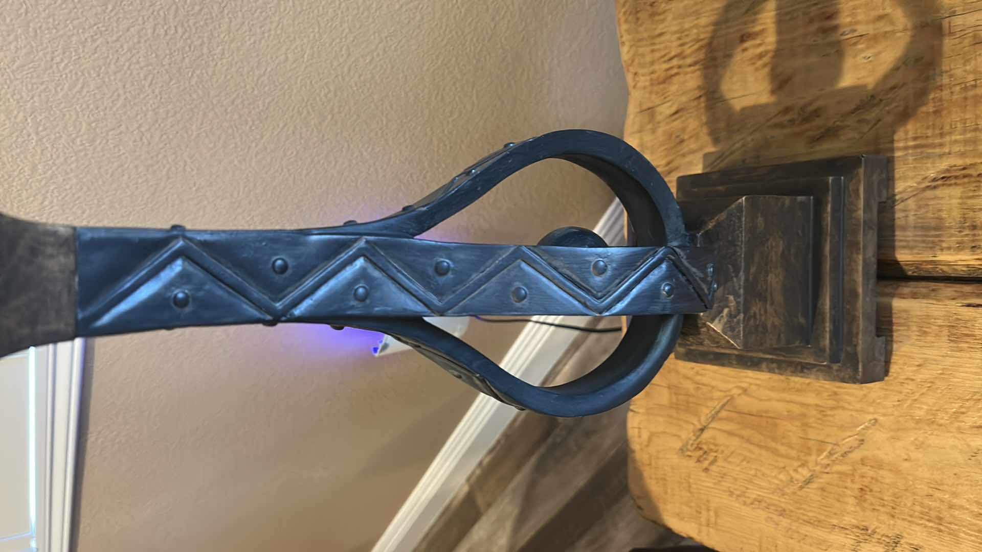 Photo 1 of BLACK FOREST DECOR SHERIDAN TABLE LAMP H 32" RETAIL $ 170