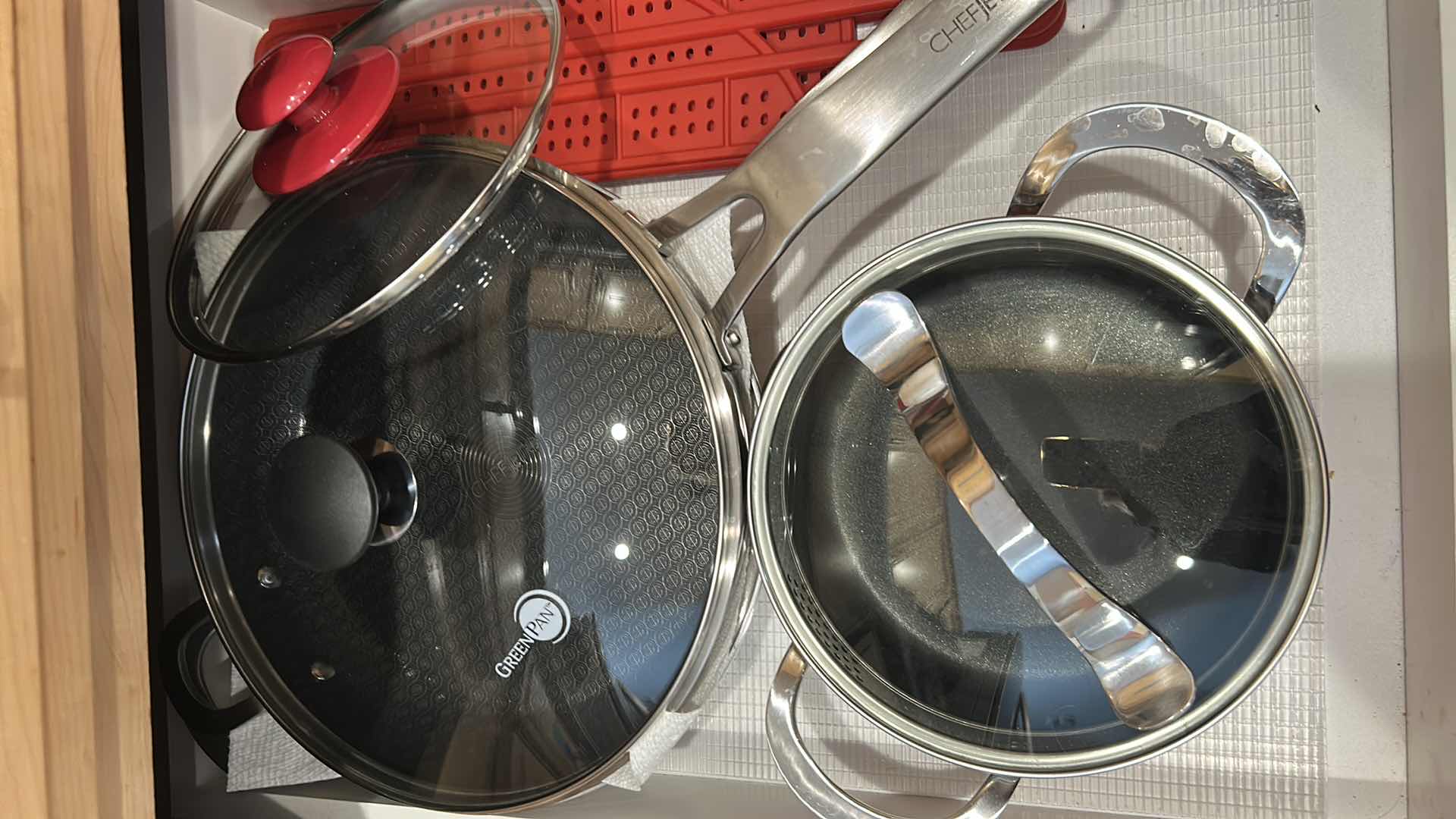 Photo 1 of CONTENTS OF CABINET POTS PANS