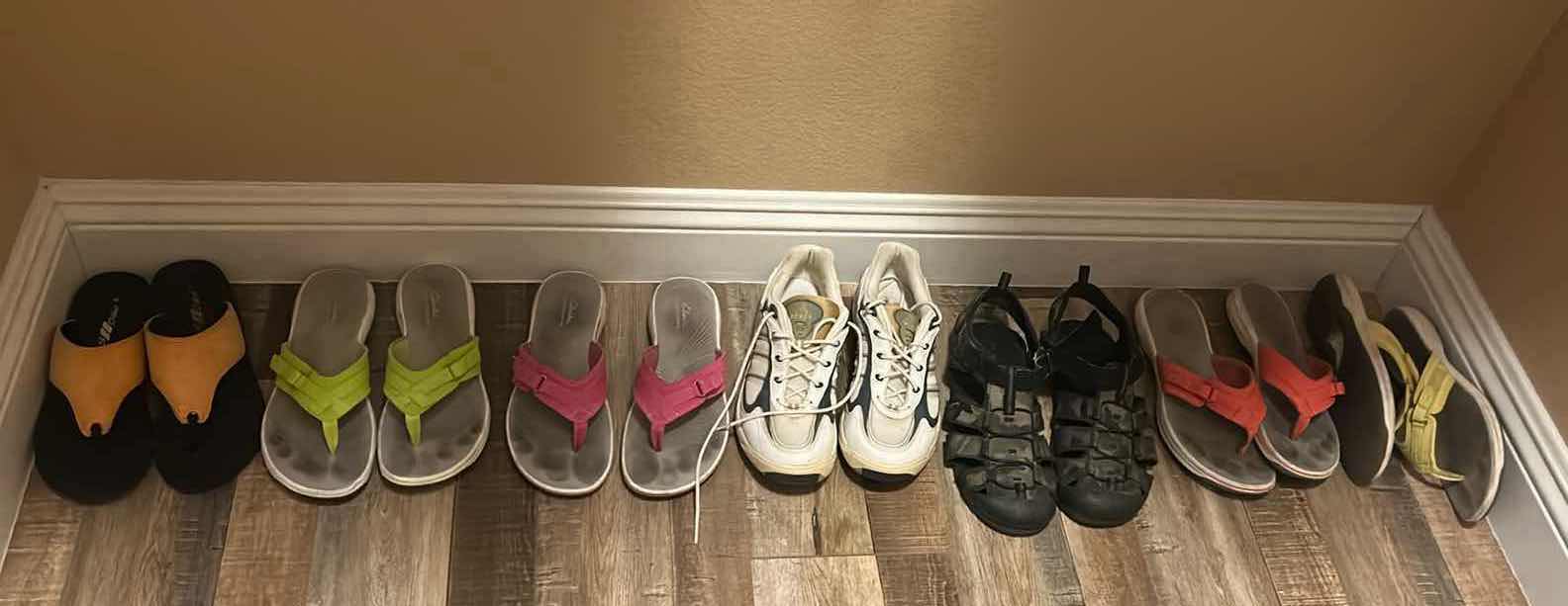 Photo 1 of 7- PAIRS WOMENS FLIP FLOP ADIDAS BIKE SHOES SIZE 7.5