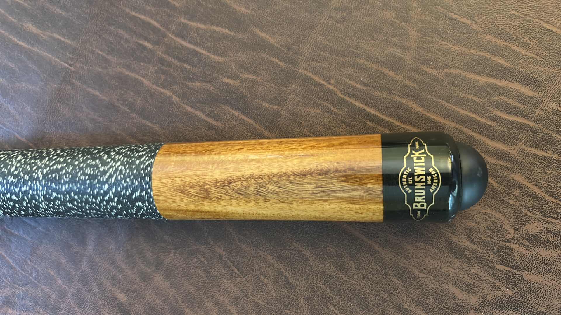 Photo 1 of BRUNSWICK POOL CUE