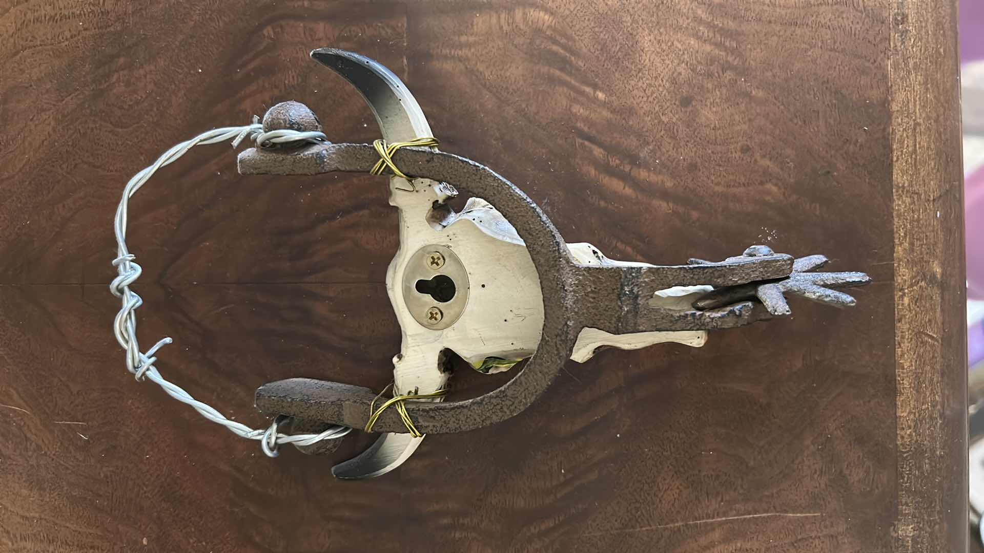 Photo 1 of DECORATIVE WALL SCULPTURE H9"