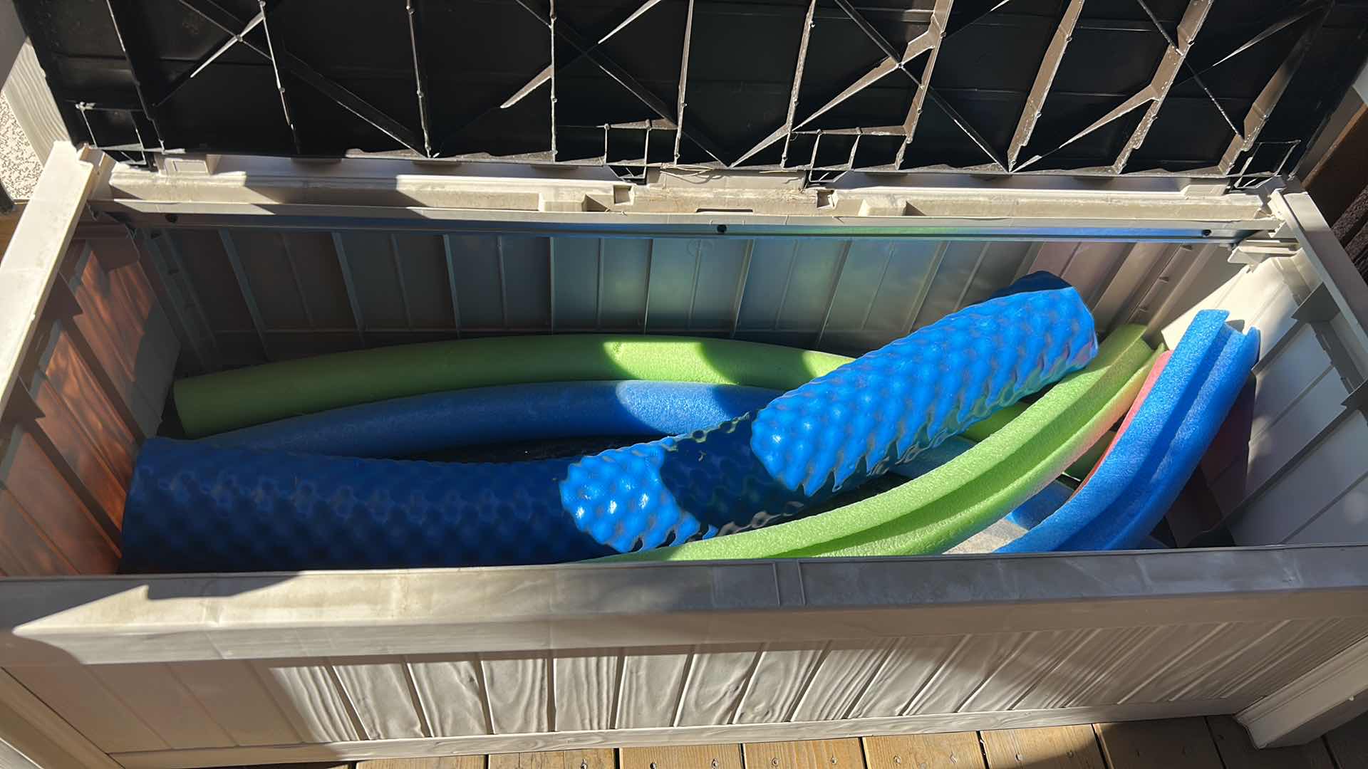 Photo 1 of KETER SOLANA 70 GALLON STORAGE BENCH DECK BOX 55" X 23"