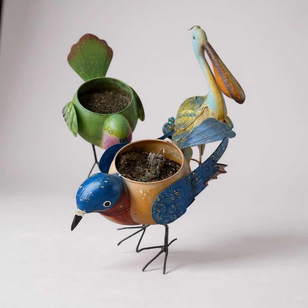 Photo 1 of 3-METAL YARD DECO