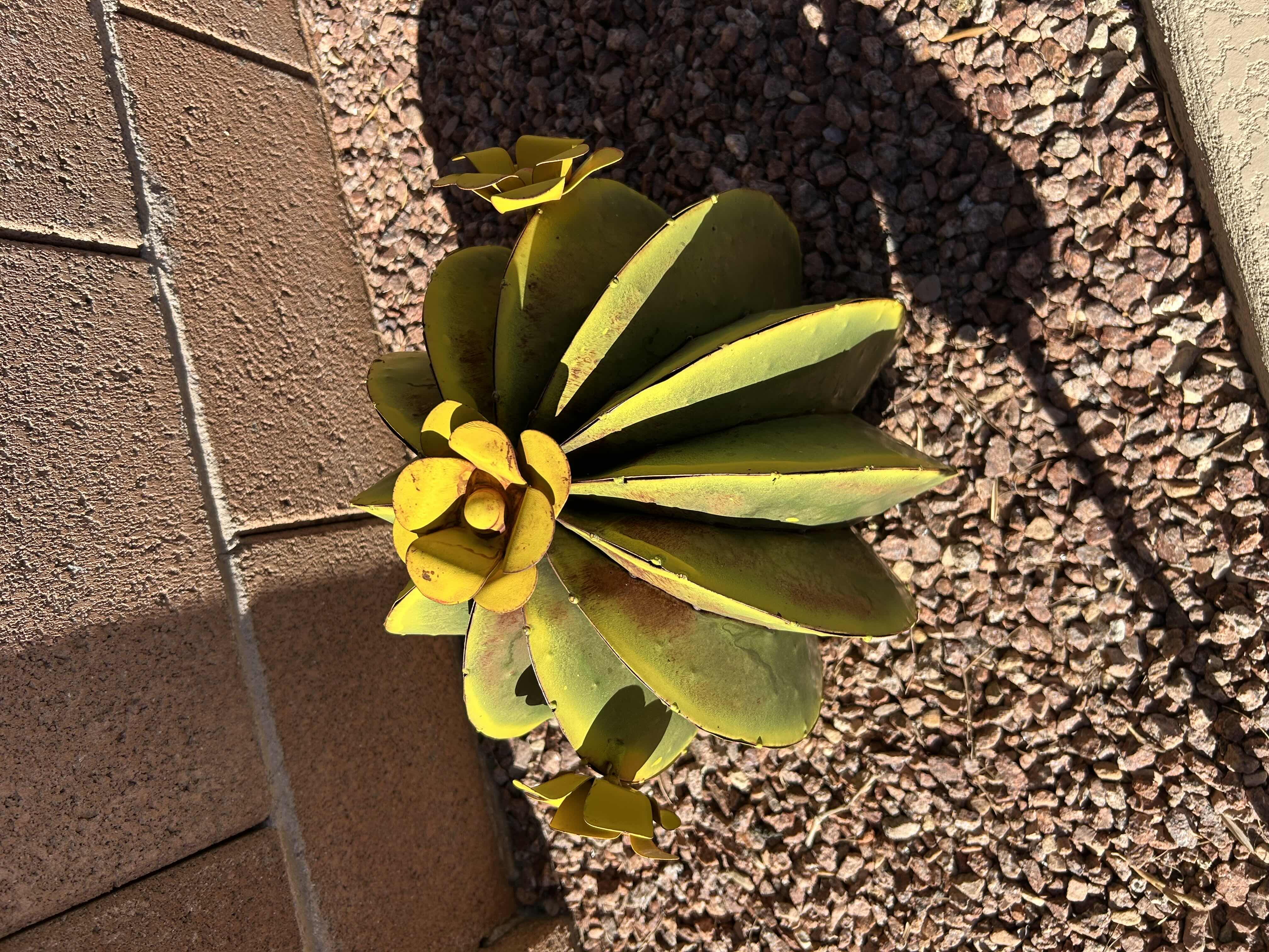 Photo 1 of 2- METAL GARDEN CACTUS H6"