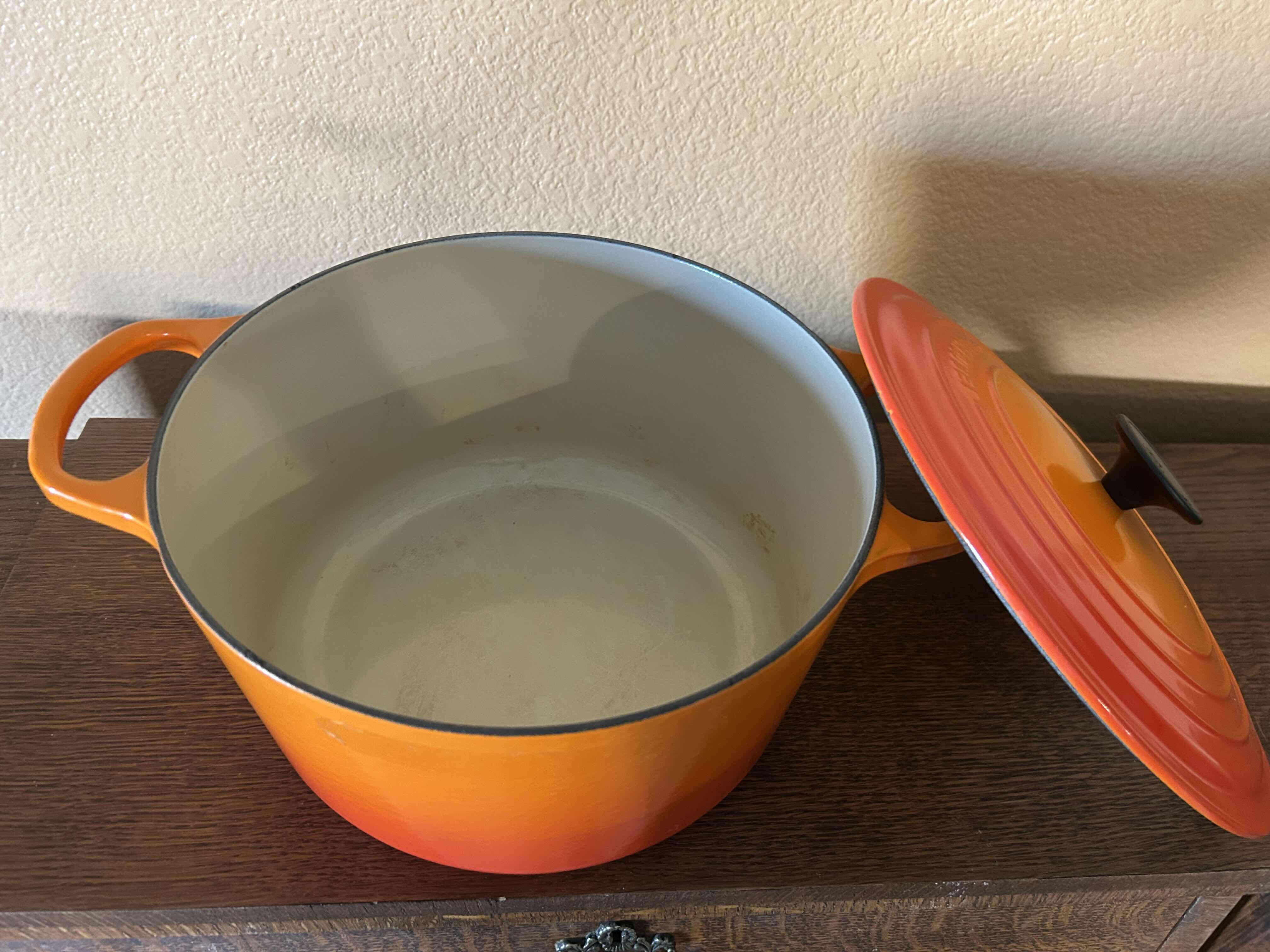 Photo 1 of LE CREUSET SIGNATURE ORANGE DUTCH OVEN