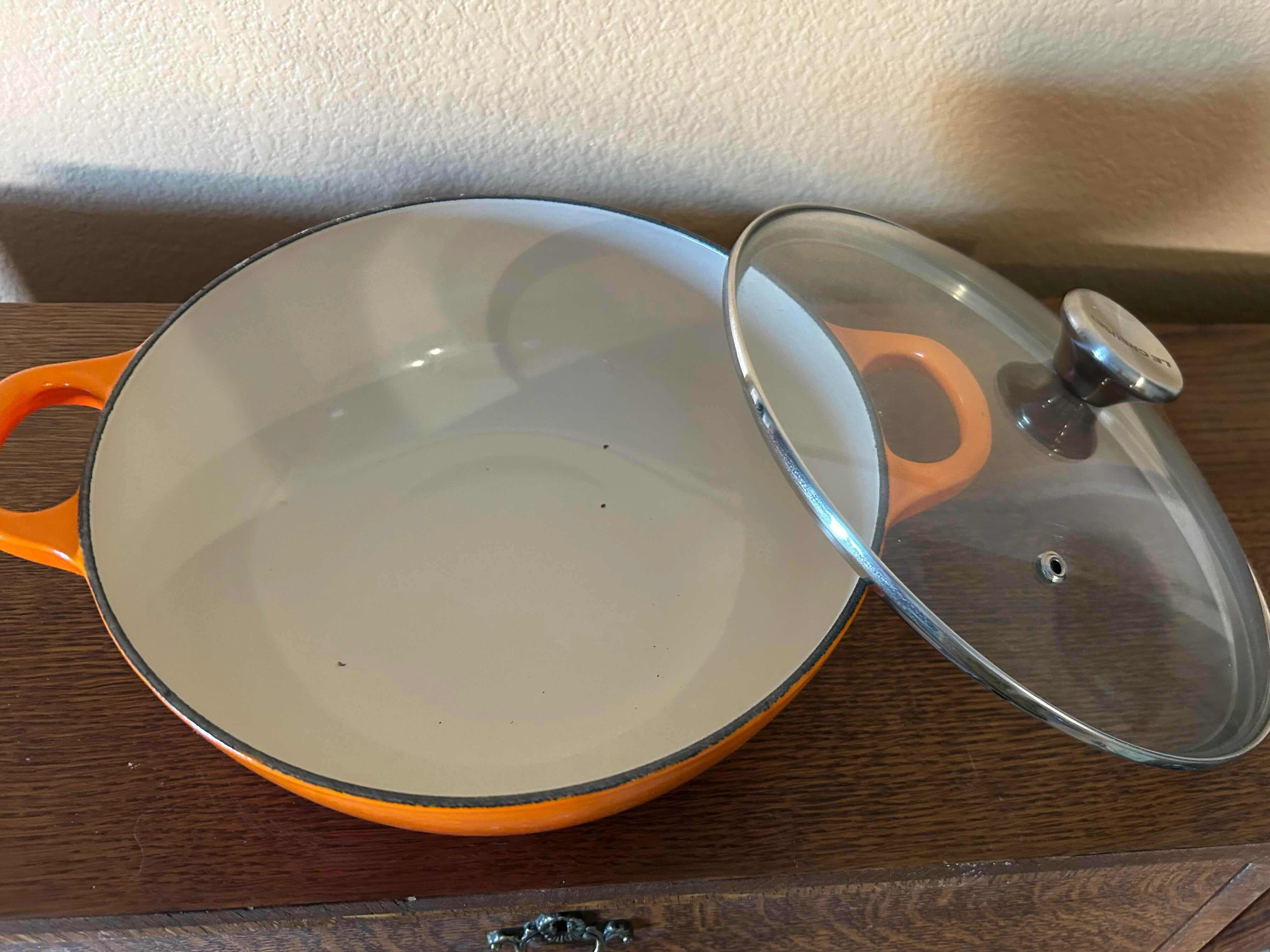 Photo 1 of LE CREUSET ORANGE ENAMELED CAST IRON CHEFS OVEN W CLEAR LID 3.5 QT