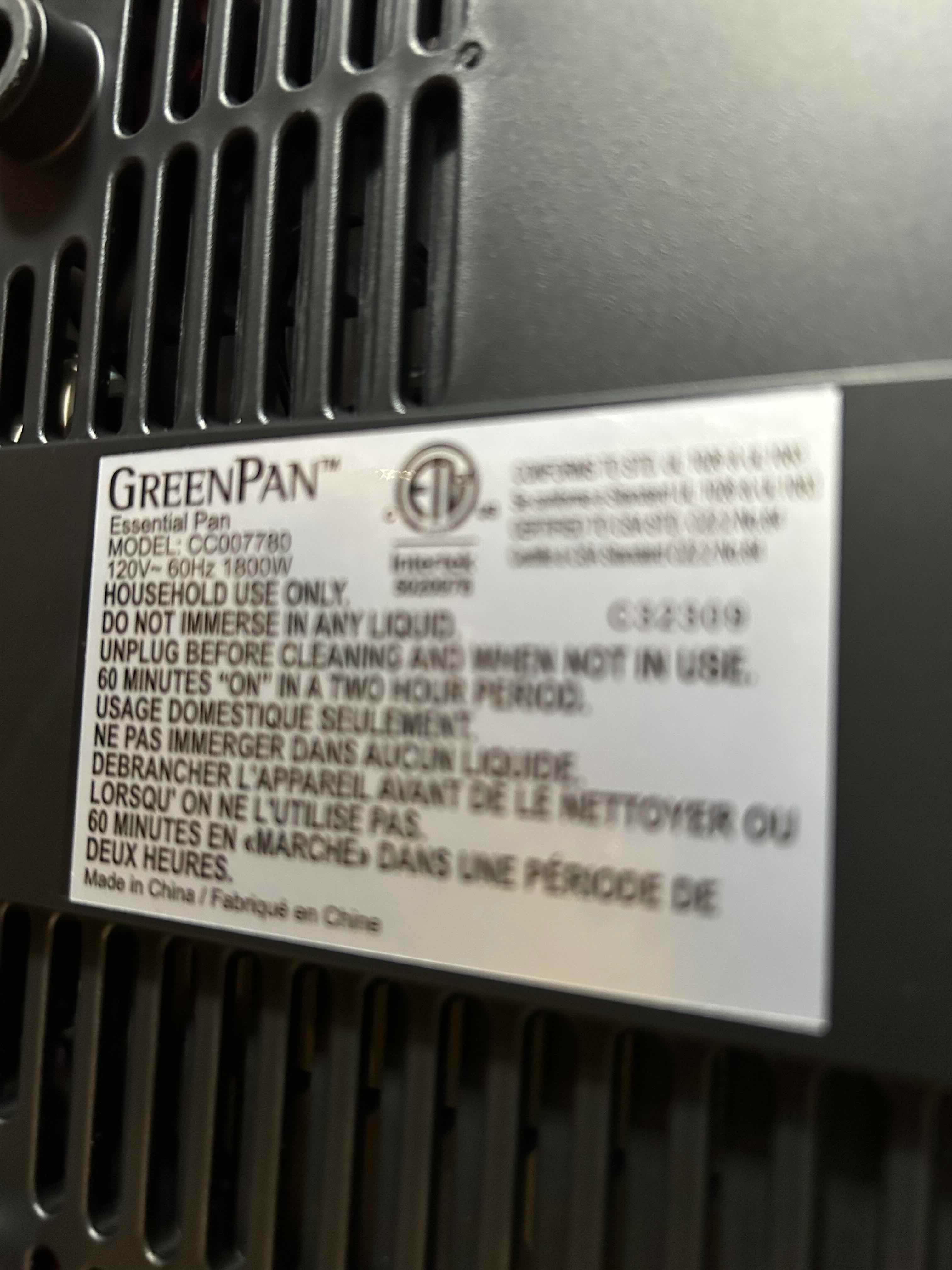 Photo 1 of GREEN PAN 6QT ESSENTIAL SMART SKILLET