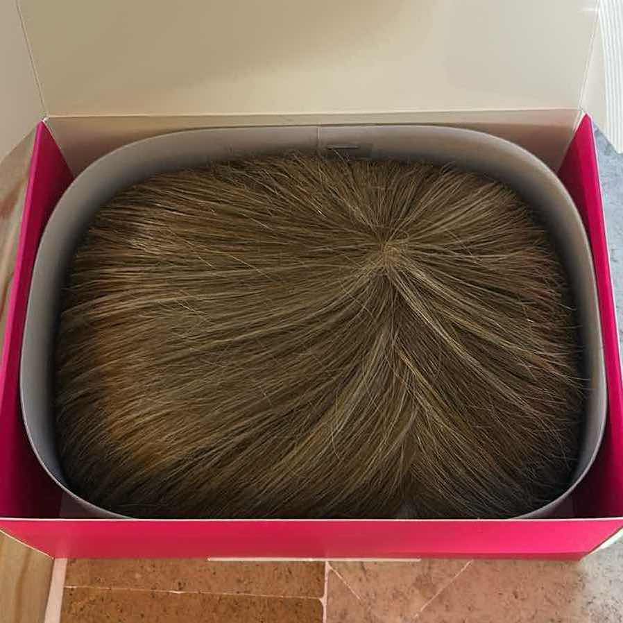 Photo 1 of HAIRDO EASIPART HD XL CROP CUT TOPPER GOLDEN BLONDE RETAIL $139