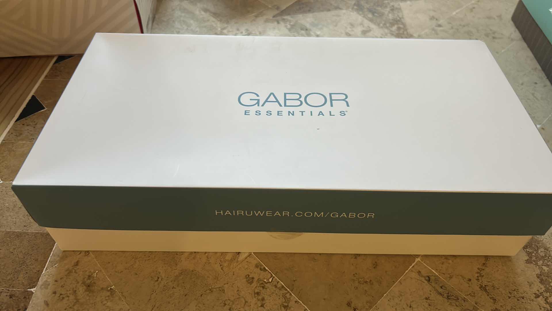 Photo 1 of GABOR ESSENTIALS LIGHT BLONDE TOPPER RETAIL $90