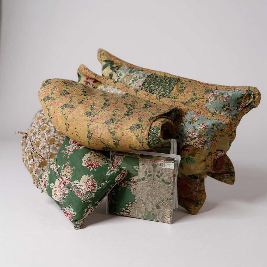 Photo 1 of PATCHWORK QUILT 2 KING SHAMS 2 DECORATIVE PILLOWS 2 VALANCES